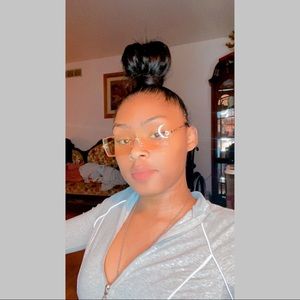 Meet your Posher, Destiny